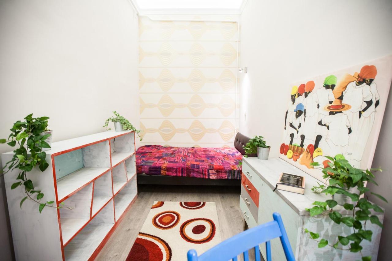 N40 By Small Home Boedapest Buitenkant foto