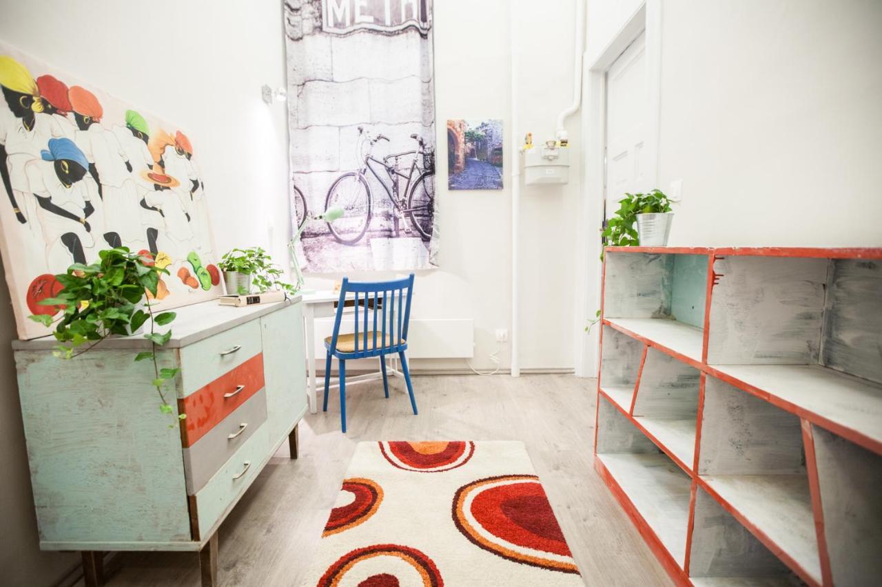 N40 By Small Home Boedapest Buitenkant foto